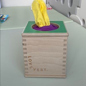 Lovevery magic tissue box